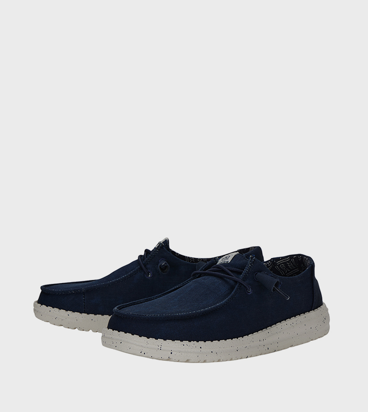 Wendy Stretch Logo Badge Canvas Slip-On Shoes