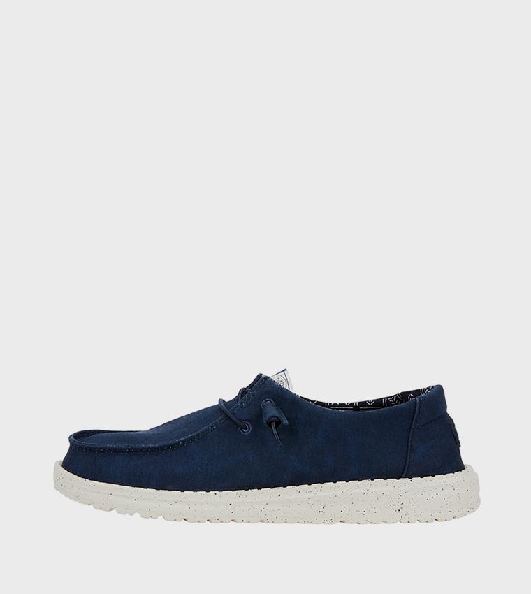 Wendy Stretch Logo Badge Canvas Slip-On Shoes