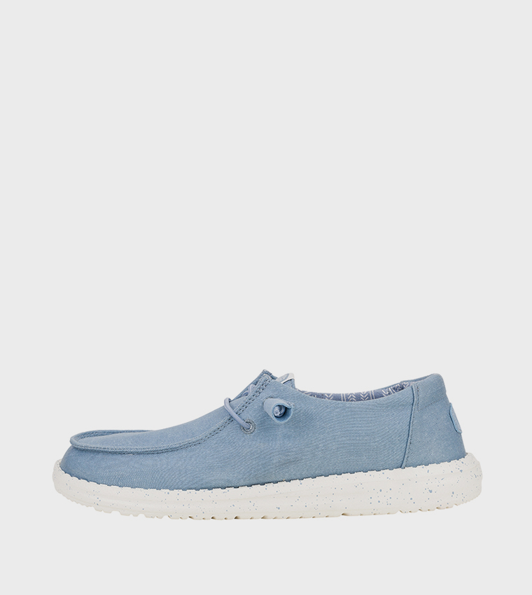 Wendy Stretch Logo Badge Canvas Slip-On Shoes