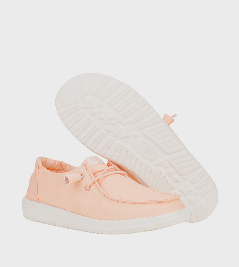 Wendy Stretch Logo Badge Canvas Slip-On Shoes
