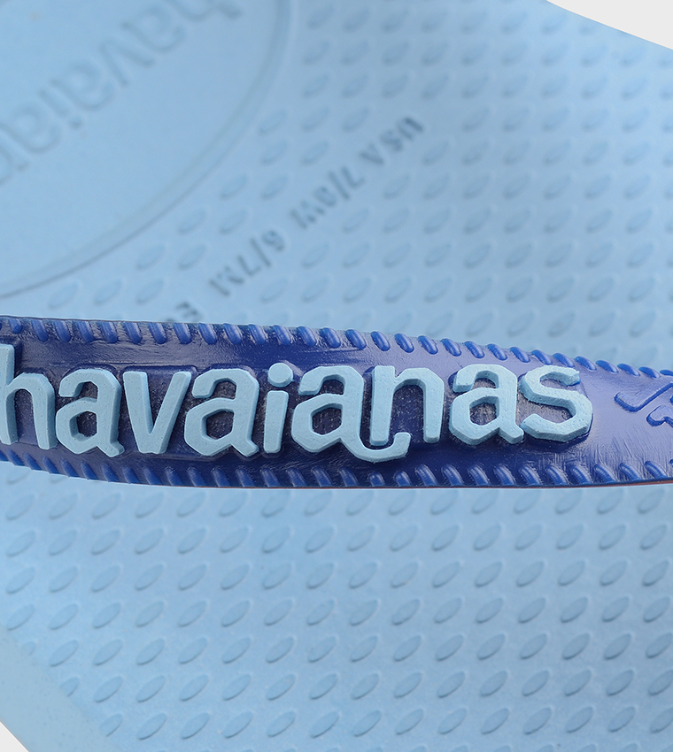 Textured Thong-Strap Flip-Flops