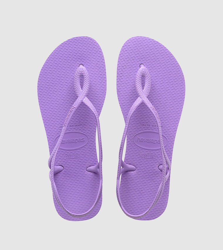 Luna Textured Flat Sandals