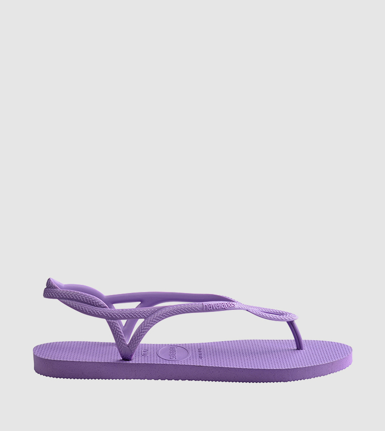 Luna Textured Flat Sandals