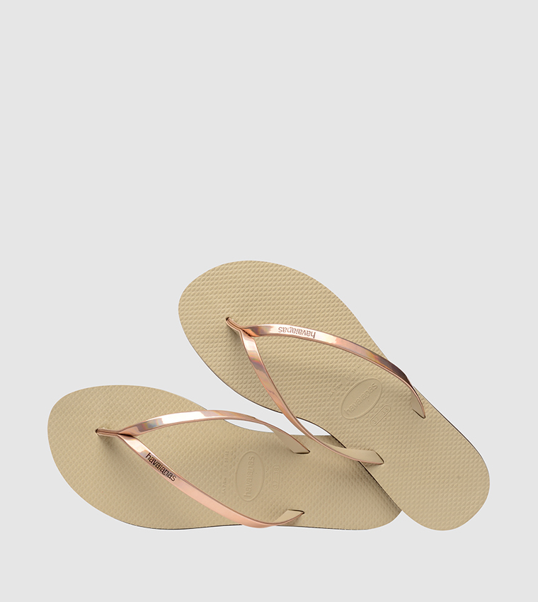 Metallic on sale flip flops