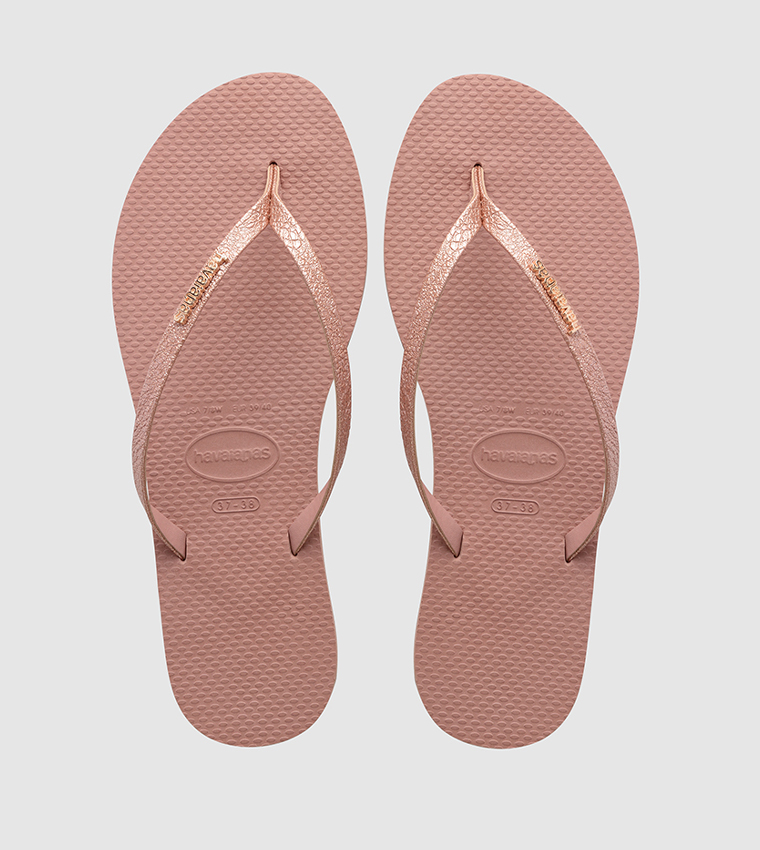 Slim fit flip discount flops