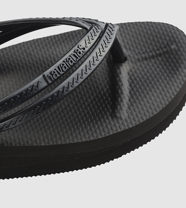 Buy Havaianas Wedges Flip Flops In Black 6thStreet UAE