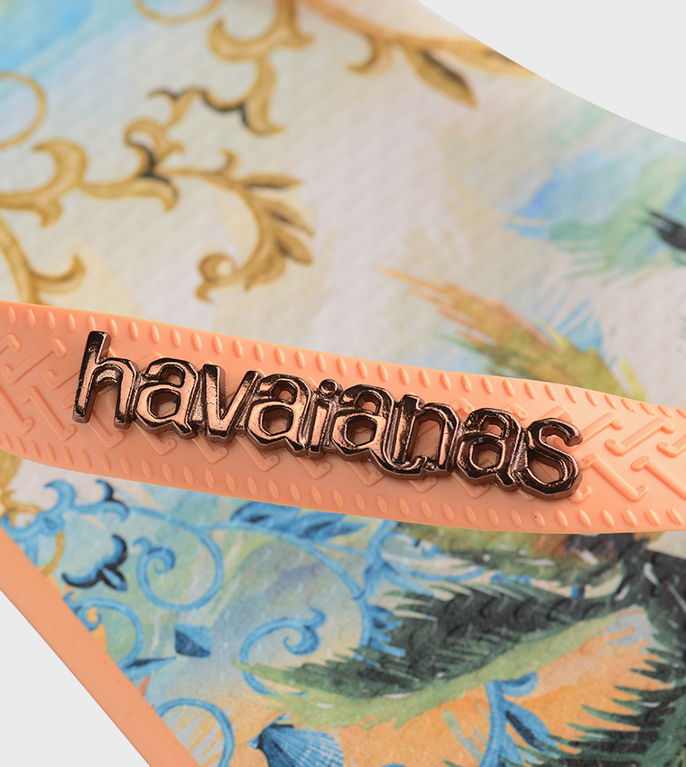 Top Tropicalia Vibes Printed Flip-Flops