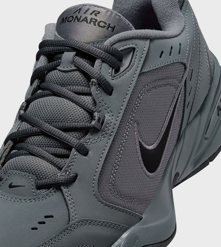 AIR MONARCH IV Training Shoes