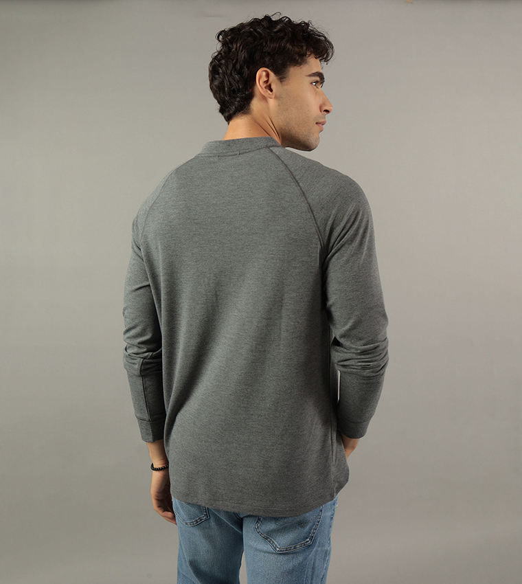 Buy American Eagle 24 7 Training Henley Thermal T Shirt In Grey 6thStreet Bahrain