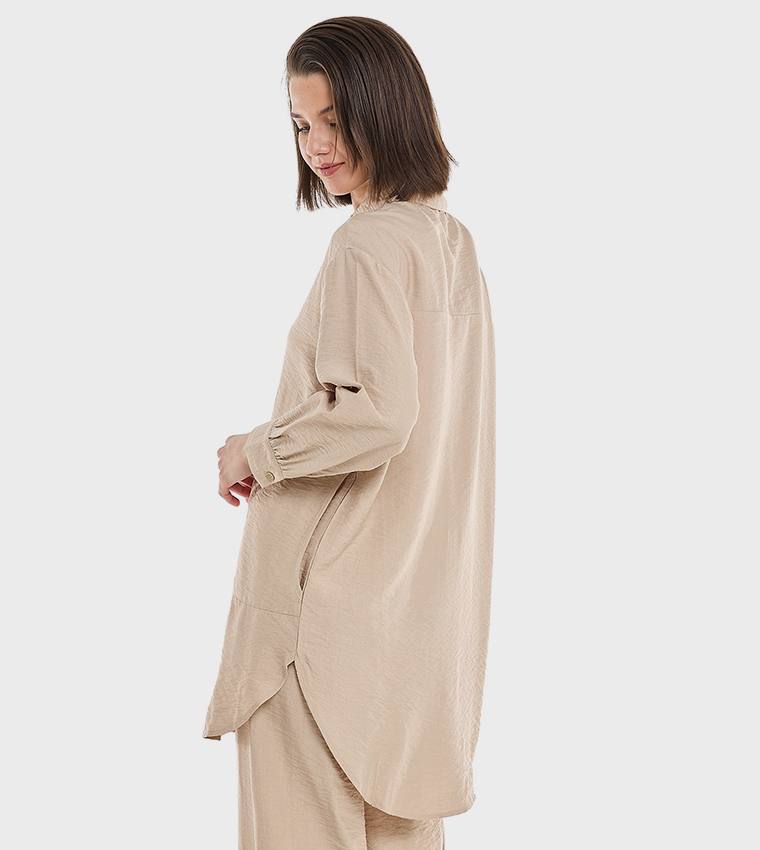 Crinkled Tunic with Classic Collar and Long Sleeves