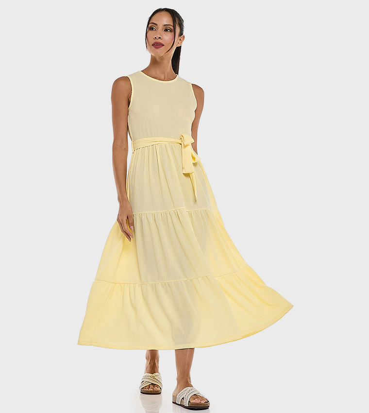 Textured Sleeveless Tiered Dress with Crew Neck
