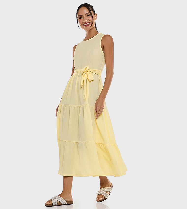 Textured Sleeveless Tiered Dress with Crew Neck