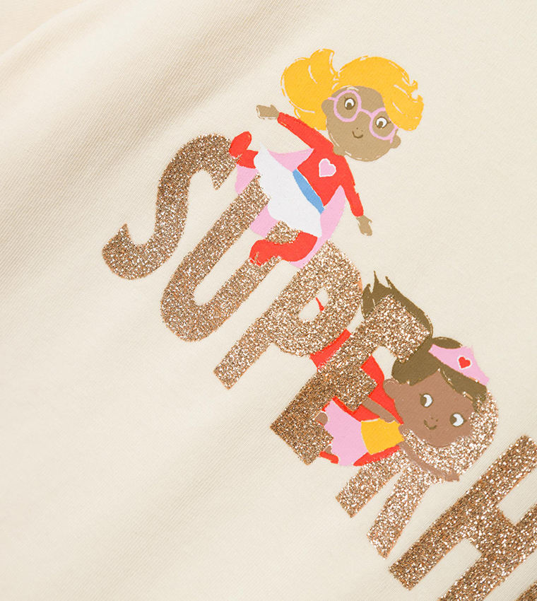 تيشيرت بياقة دائرية بطبعة