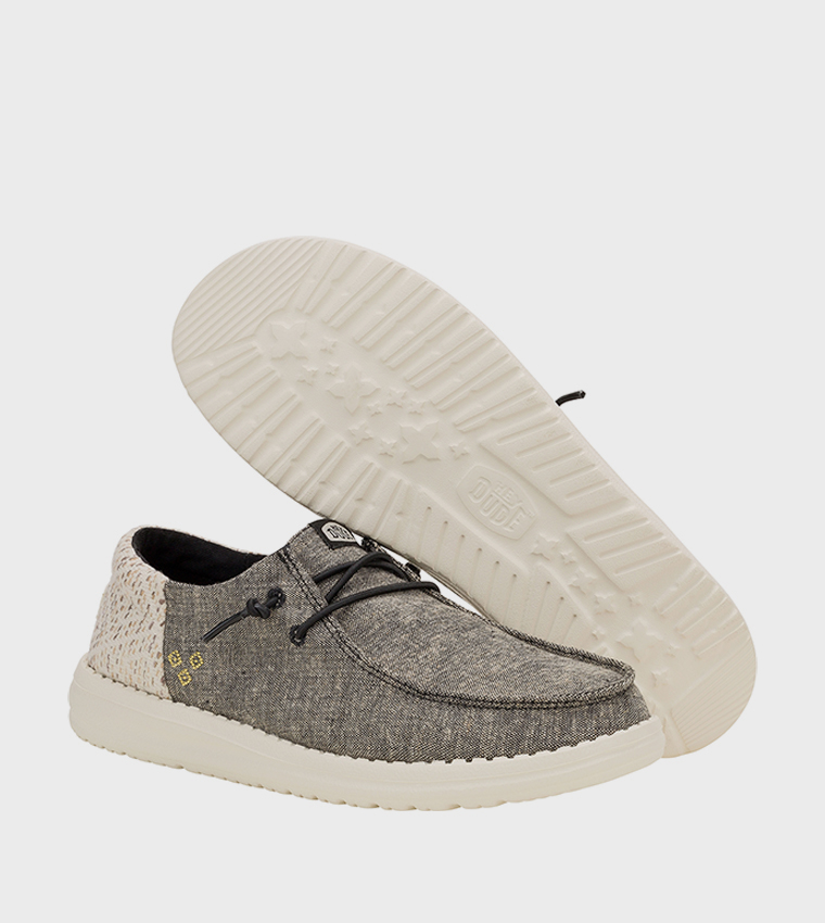 WENDY Funk Surf Textured Slip-On Shoes