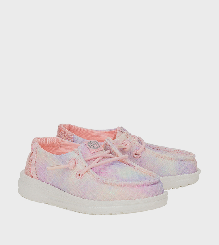 حذاء سليب اون لامع 