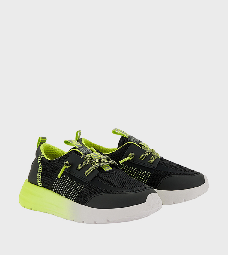 سنيكرز برباط 