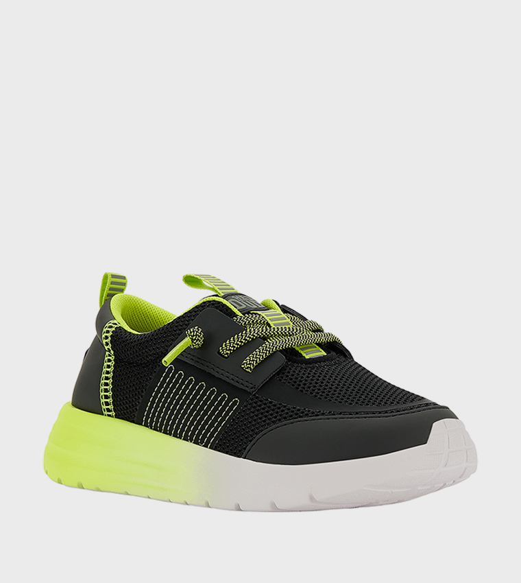 سنيكرز برباط 