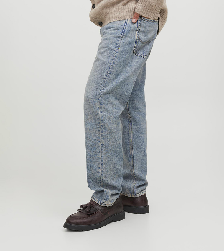 Faded Relaxed Fit Jeans