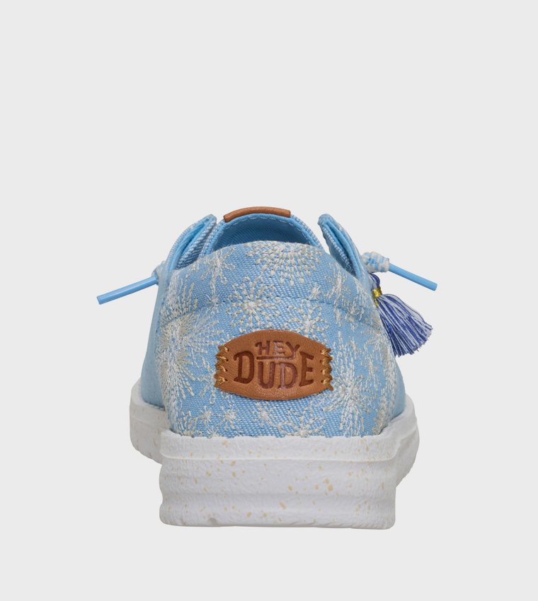 WENDY Funk Embroidered Slip-On Shoes