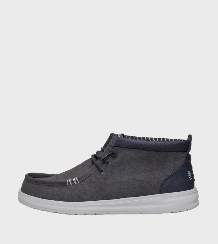 WALLY Classic Mid Top Slip-On Shoes