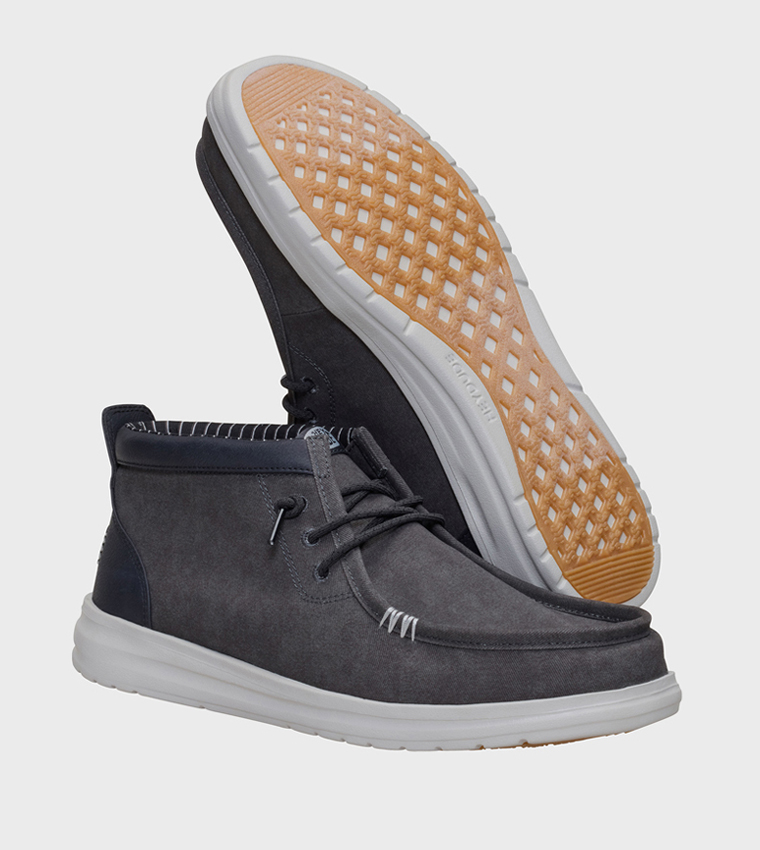 WALLY Classic Mid Top Slip-On Shoes