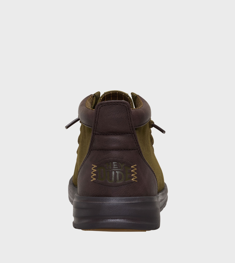 WALLY Classic Mid Top Slip-On Shoes