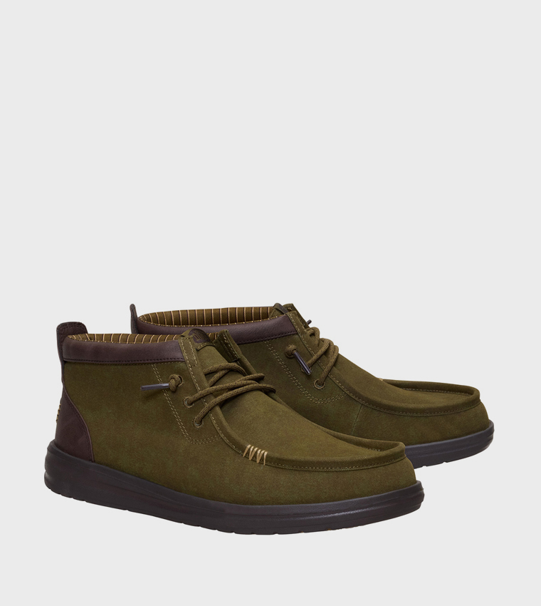 WALLY Classic Mid Top Slip-On Shoes