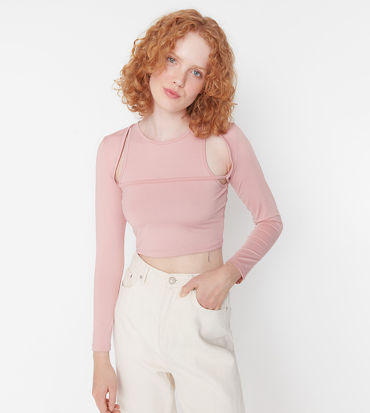 توب قصير منسوج 