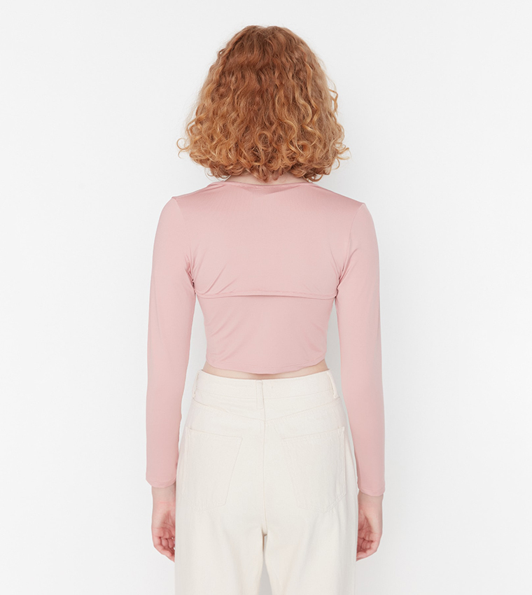 توب قصير منسوج 