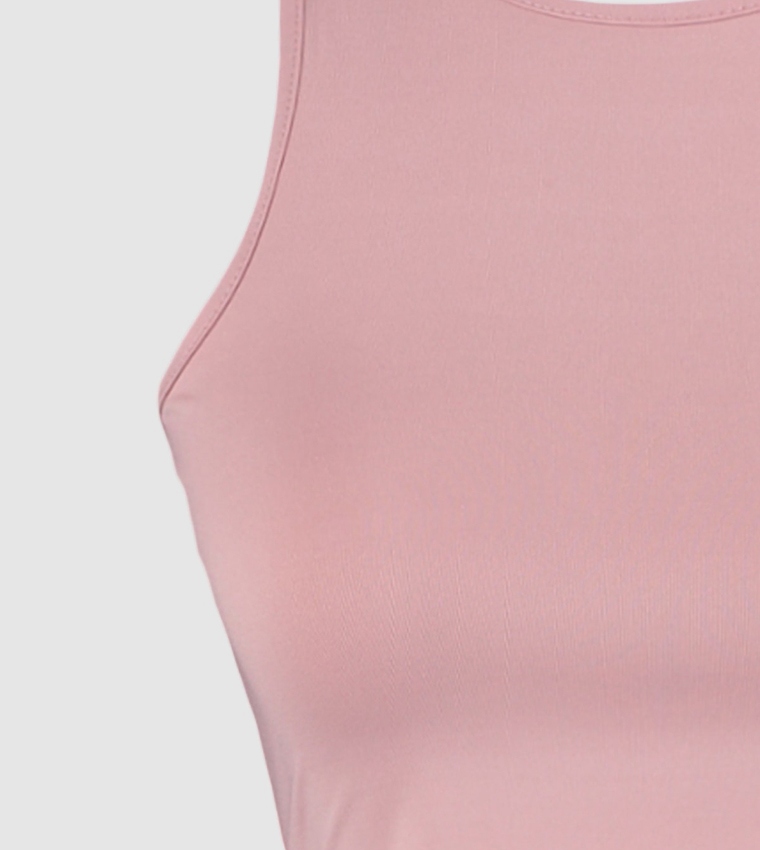 توب قصير منسوج 