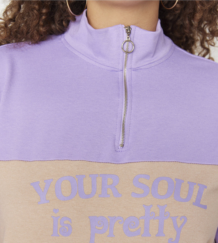 Buy Trendyol Color Block Zipper Slim Fit Knitted Sweatshirt In Lilac 6thStreet Bahrain