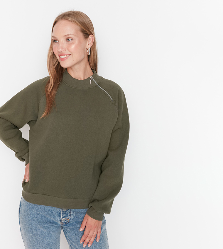 Buy Trendyol Basic Zipper Knitted Sweatshirt In Khaki 6thStreet Qatar