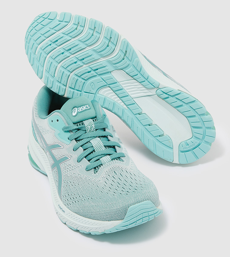 11 of the Best Walking Shoes for Women in 2024 - CNET