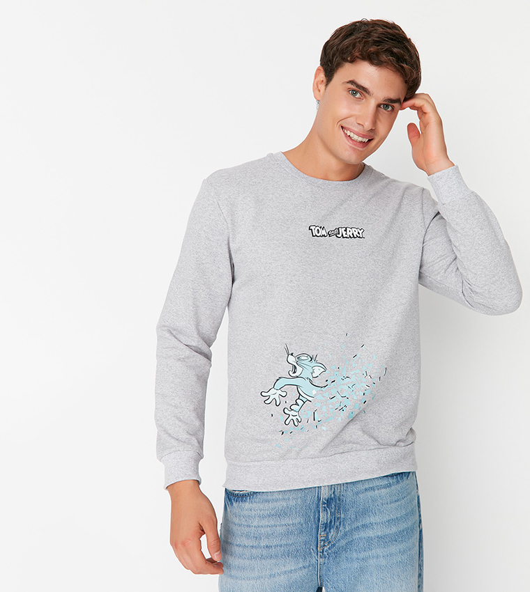 Buy Trendyol Tom And Jerry Licensed Soft Feathered Sweatshirt In Grey |  6thStreet Bahrain