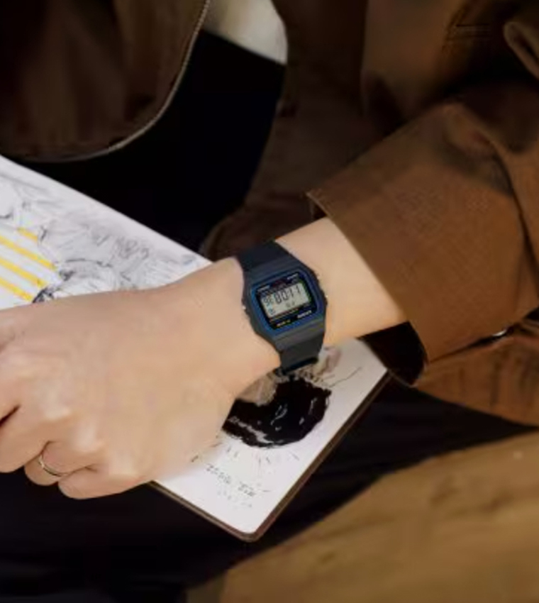 Black Dial Resin Strap Digital Watch