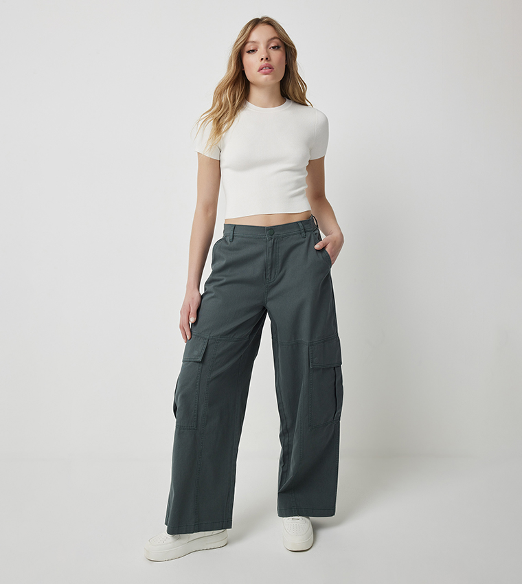 Wide Leg Cargo Pants