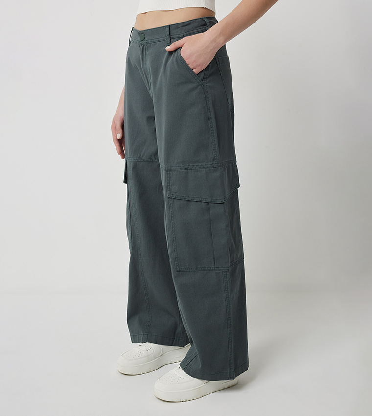 Wide Leg Cargo Pants