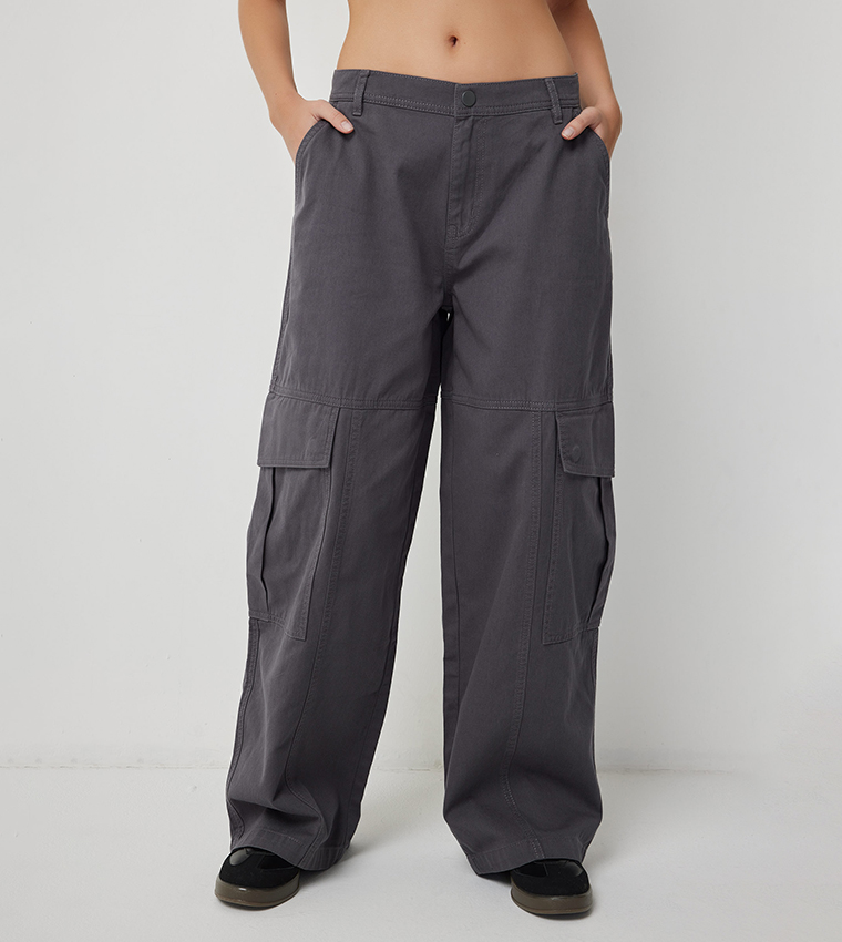 Wide Leg Cargo Pants
