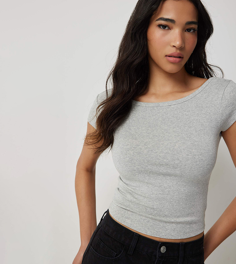 Ribbed Short Sleeves Top