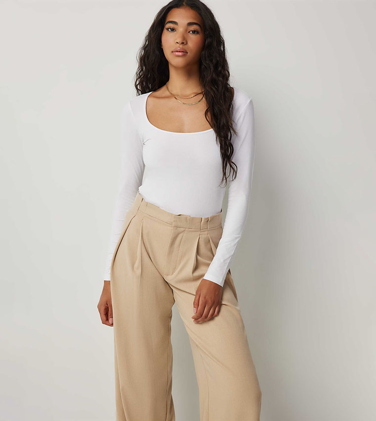 Solid Square Neck Cropped T-Shirt