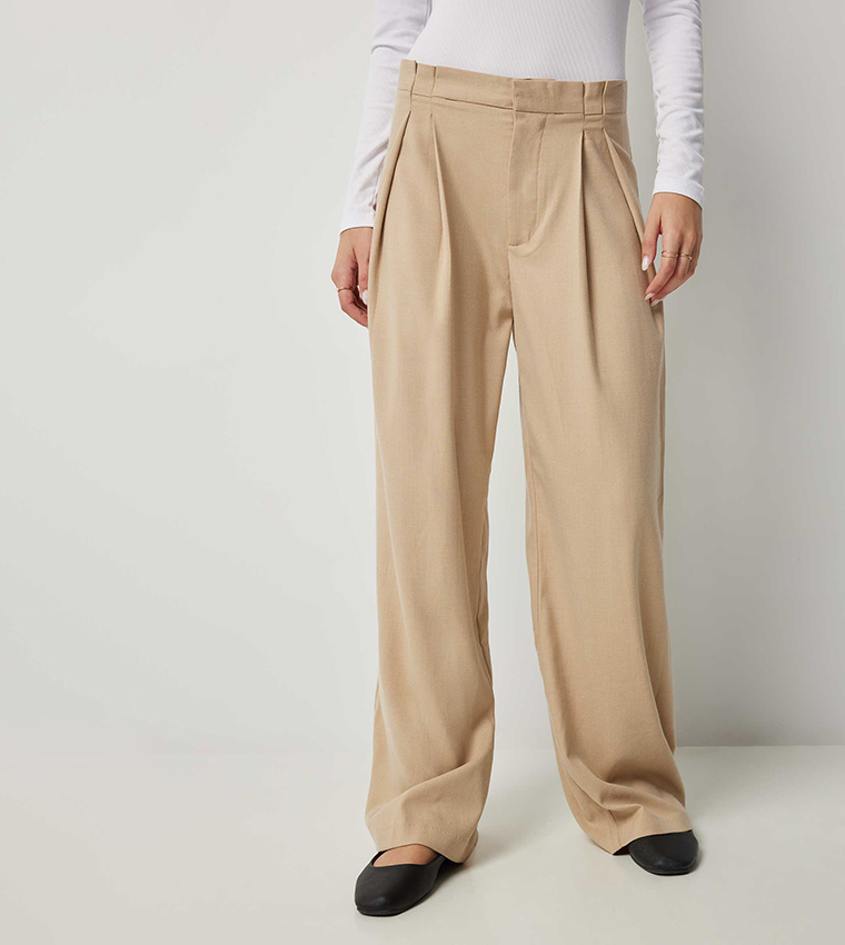 Solid Pleated Wide Leg Trousers