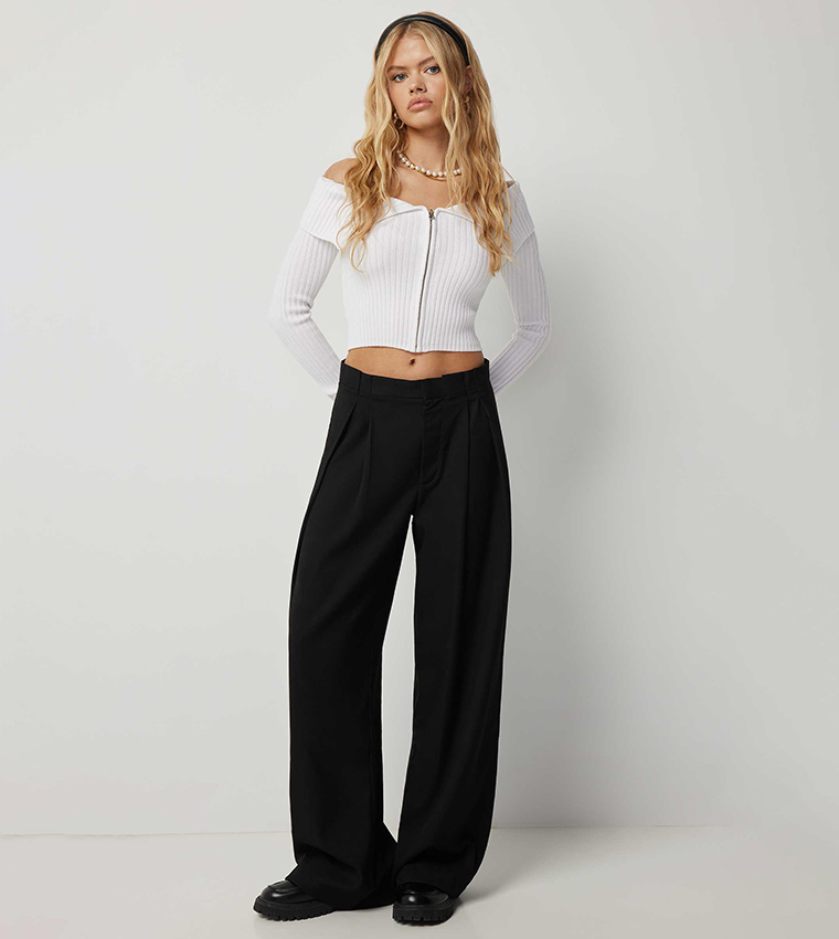 Solid Pleated Wide Leg Trousers