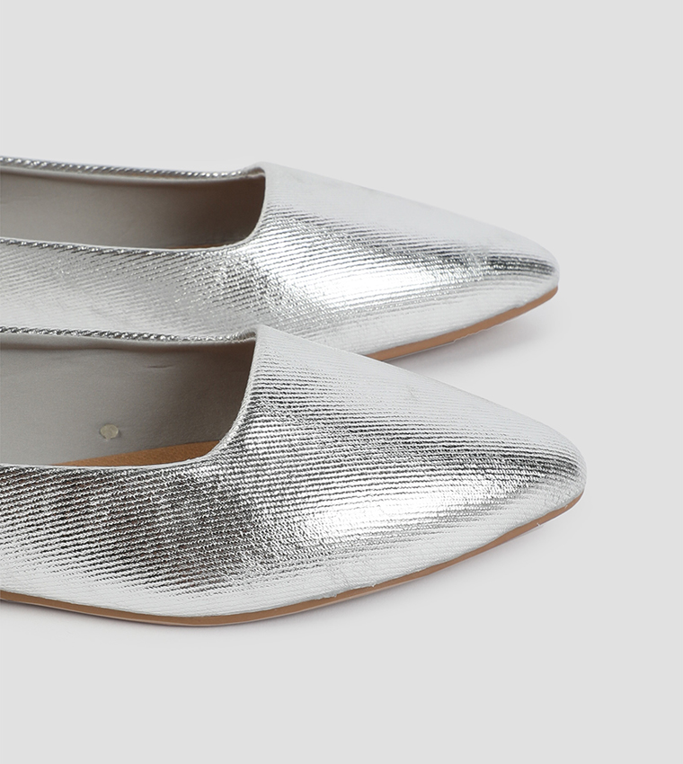 Metallic Pointed Toe Ballerinas