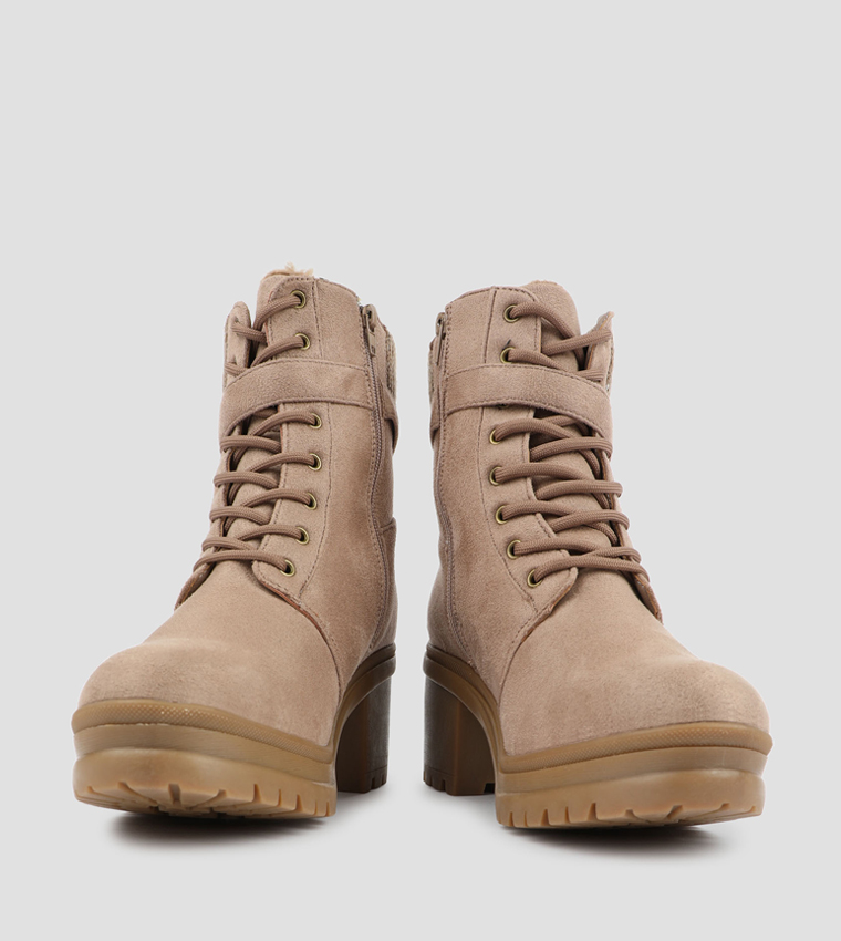 Lace Up Block Heel Winter Boots