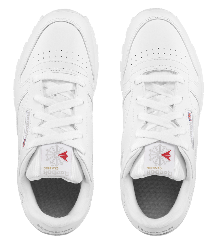 Reebok casual 2024 white shoes