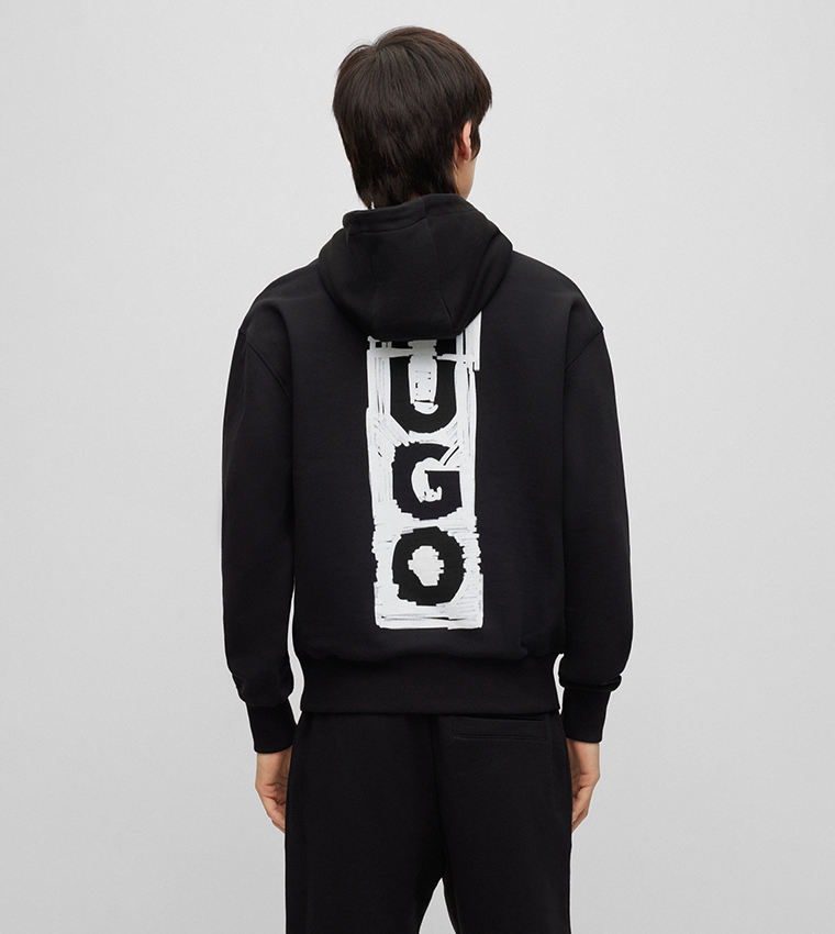 هودي بأكمام طويلة بطبعة شعار