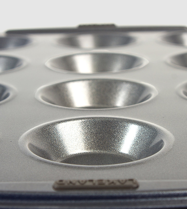 12 Hole Shallow Bun Tin