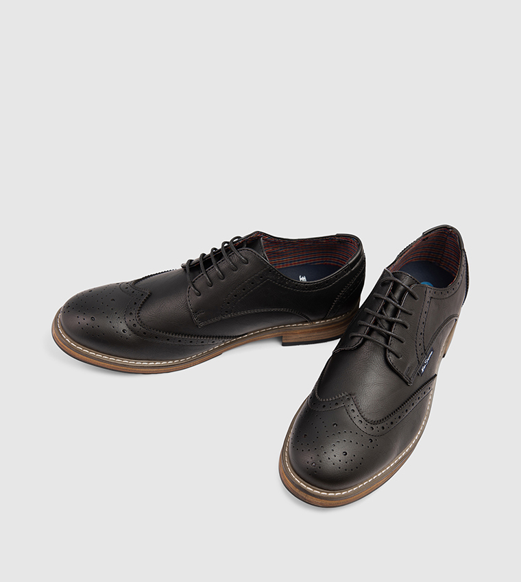 TRIUMPH II Lace-Up Brogues