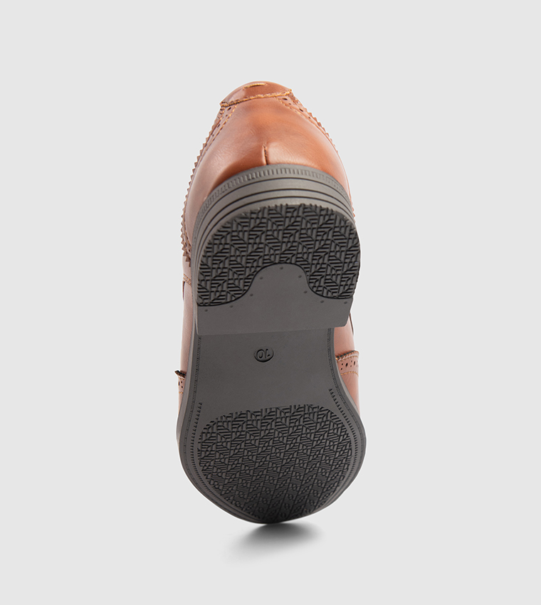 CLIVE Solid Lace-Up Shoes