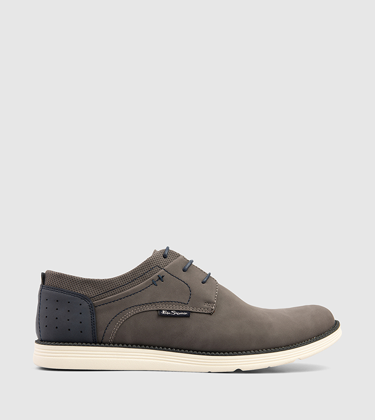 HAVANA Solid Lace-Up Shoes